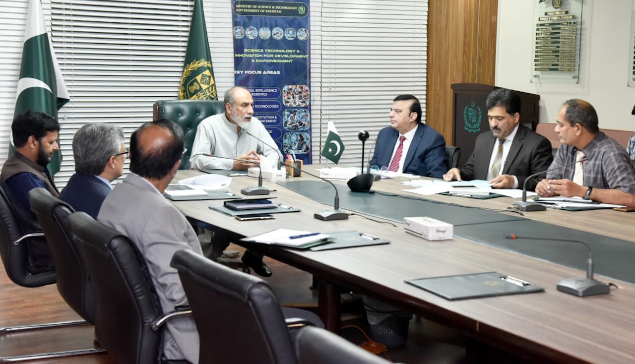 Minister S&T chaired meeting on initiatives and plans of MoST - 19.5.2025